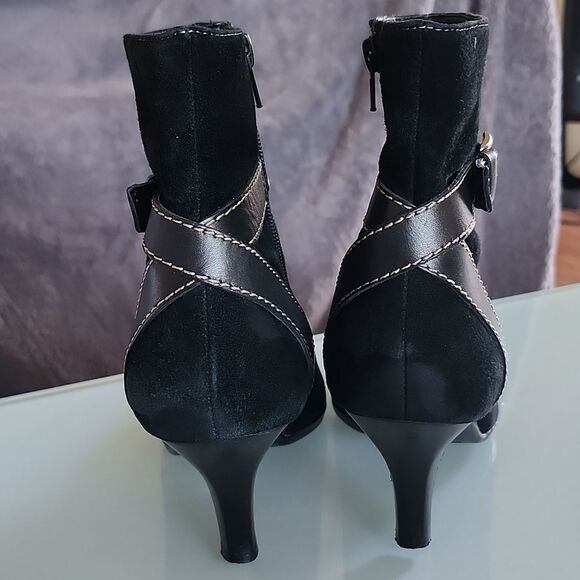 Aerosoles Trimester Heeled Ankle Boots - Picture 2 of 8